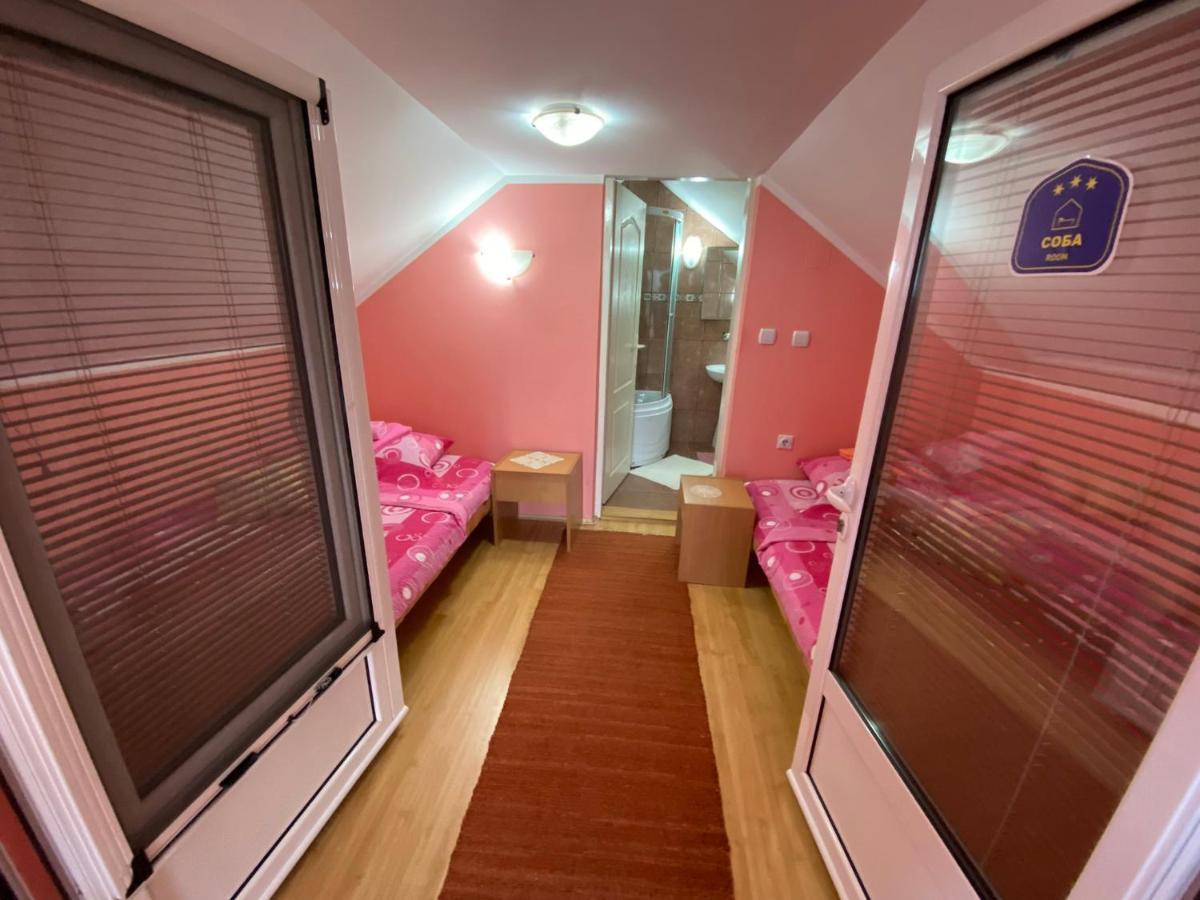 Bed and Breakfast Sud ,,Antal I Olga,, Skorenovac Экстерьер фото