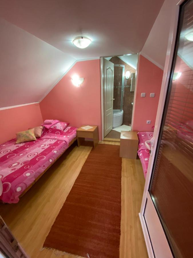 Bed and Breakfast Sud ,,Antal I Olga,, Skorenovac Экстерьер фото